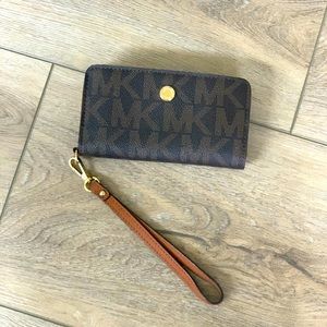Michael Kors phone case/wallet